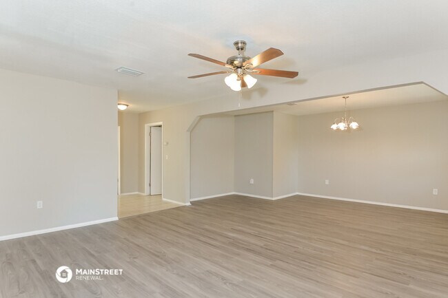 Building Photo - 3215 Joe Louis Dr