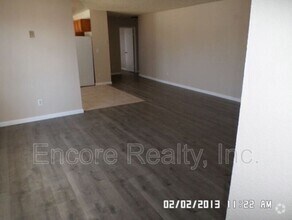 Building Photo - 384 I St