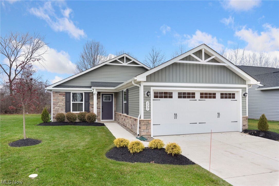 Foto principal - 117 W Spring Dr