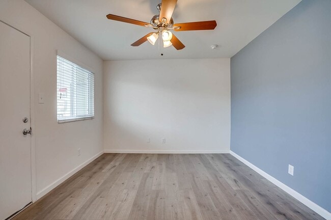 Interior Photo - 4307 W. 28th St