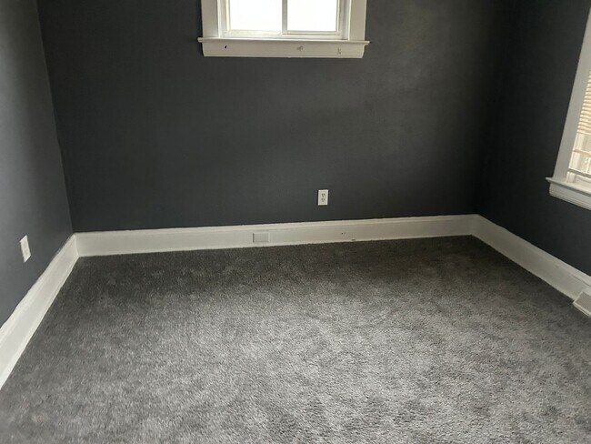 Foto del edificio - 12523 Forest Ave