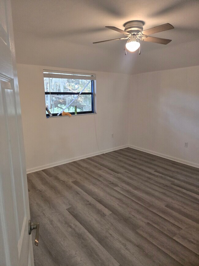 Foto del edificio - 2135 Golfside Village Dr