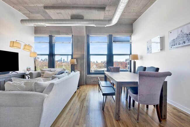 Foto del edificio - 1033 W 14th Pl
