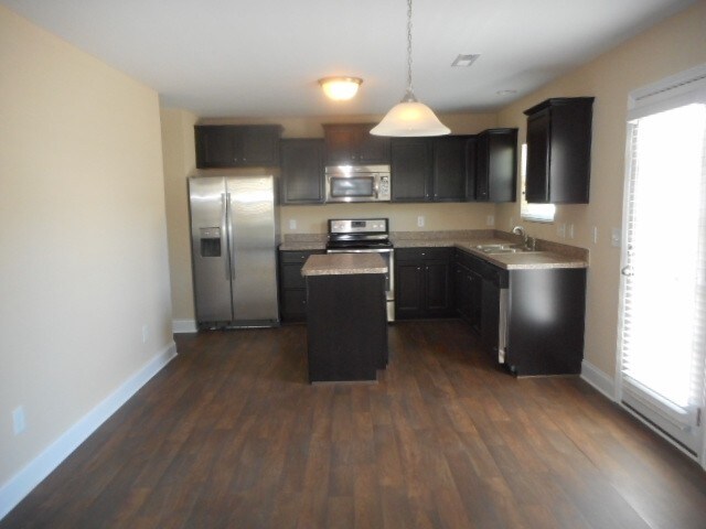 Building Photo - 2031 Briar Run Drive