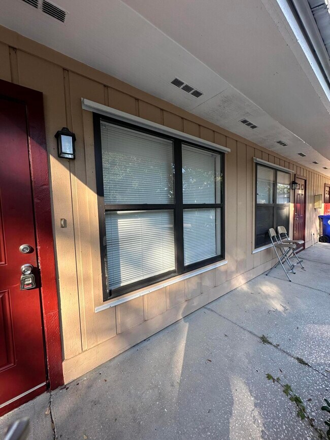 Foto del edificio - 948 Louisiana Ave