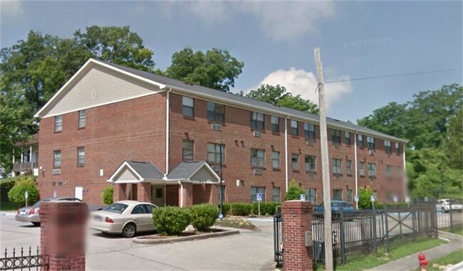 Building Photo - 910 Bowman St