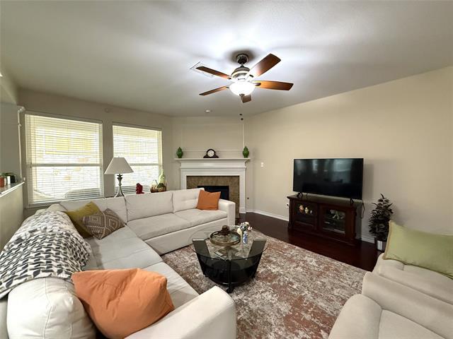 Building Photo - 8608 Davis Dr