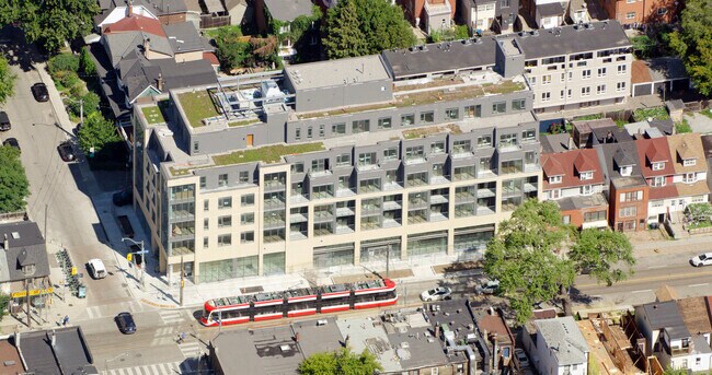 The Lofthouse Condominiums