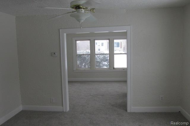 Foto del edificio - 995 Lakeview St