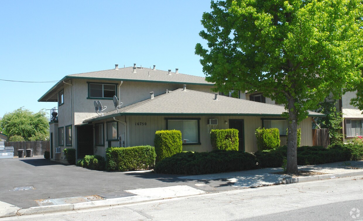 16750 Barnell Ave, Hill, CA 95037 Apartments in Hill