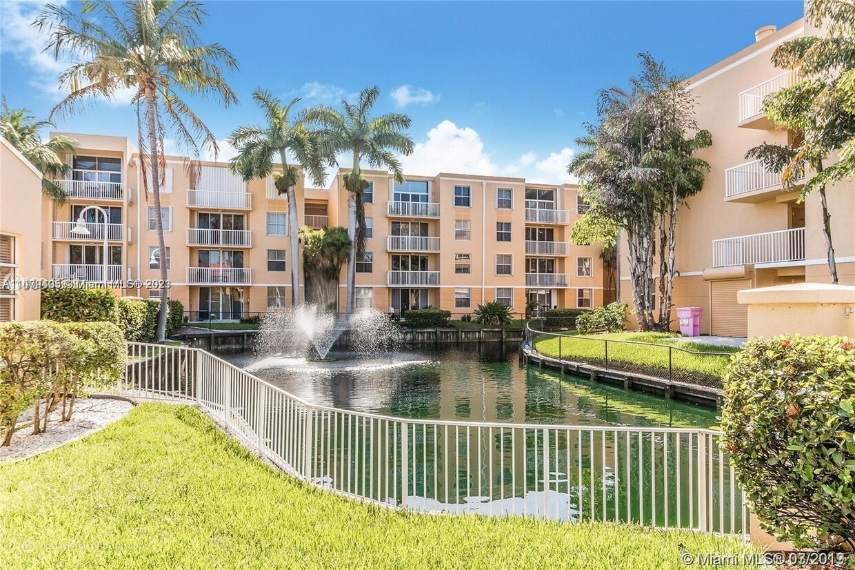1450 Sheridan St Unit Smile, Hollywood, FL 33020 Condo for Rent in