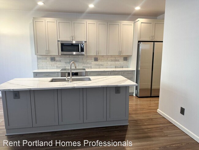 Foto del edificio - 4 br, 2.5 bath House - 227 NW Mandi Street