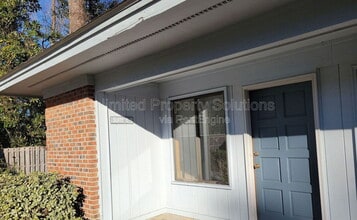 Building Photo - 108 N Kerr Ave