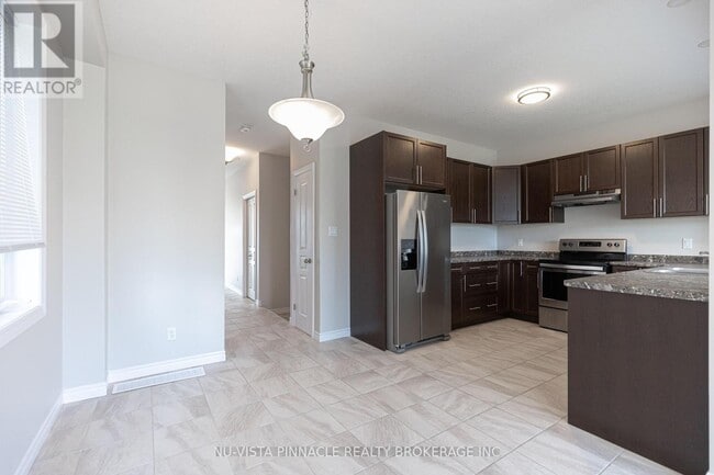 Building Photo - 1733 O'Hanlan Cross
