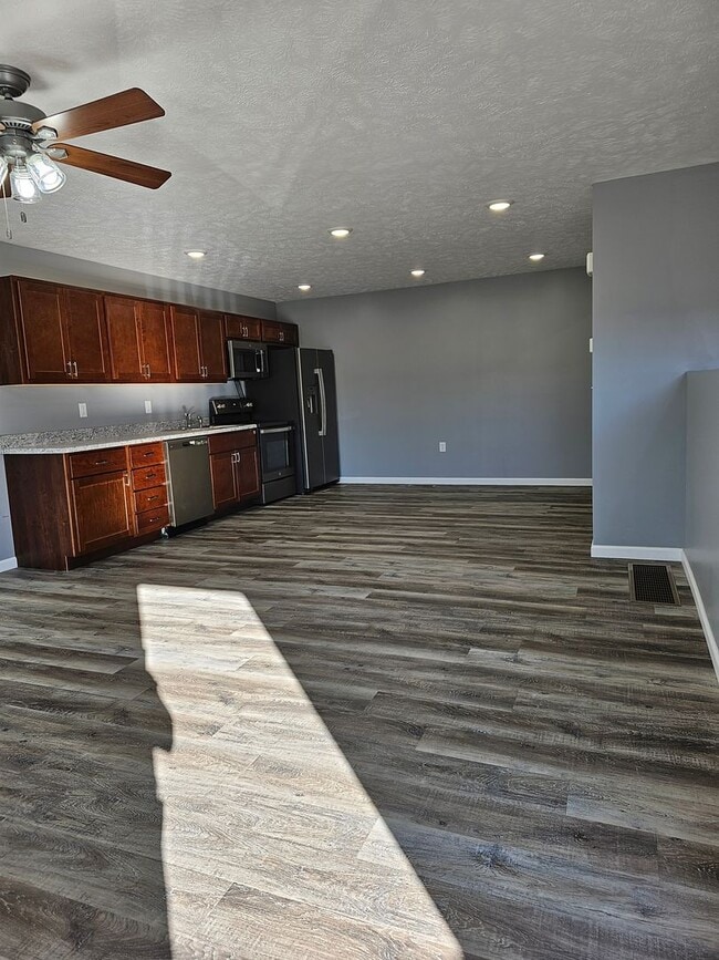 Foto del edificio - 2 bedroom apartment