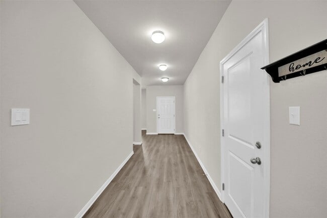 Building Photo - 1829 Chickasaw Run