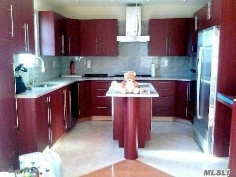 Foto del edificio - 2641 Montauk Ave