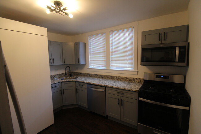 Building Photo - 2242 S Spaulding Ave