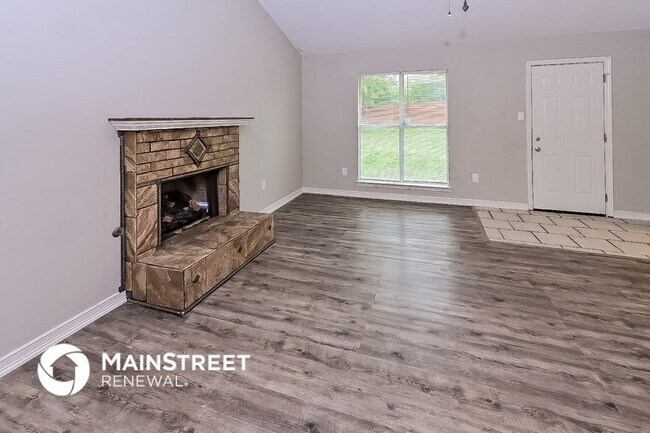 Foto del edificio - 6540 Jamestown Dr
