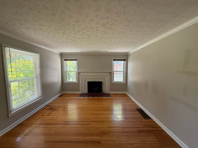Foto del edificio - 5514 Rosslyn Ave
