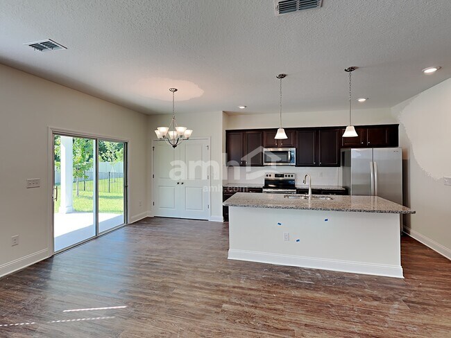 Foto del edificio - 68 Fornells Way