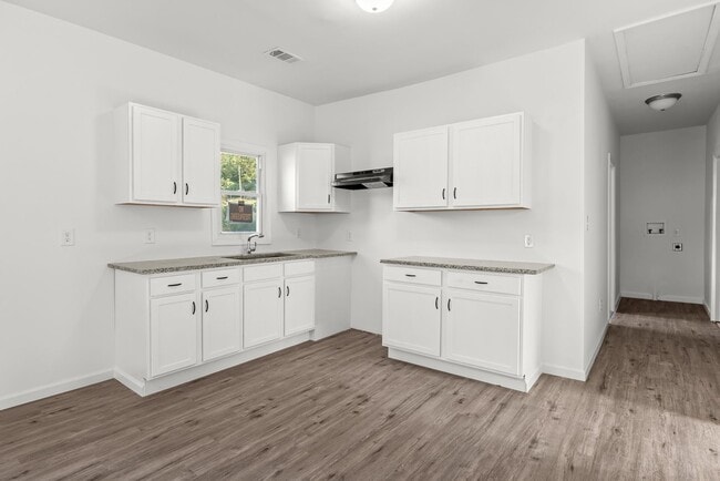 Foto del edificio - Fully Renovated Ensley Bungalow