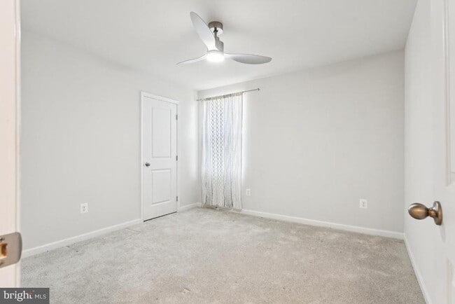 Foto del edificio - 3113 Clover Ln