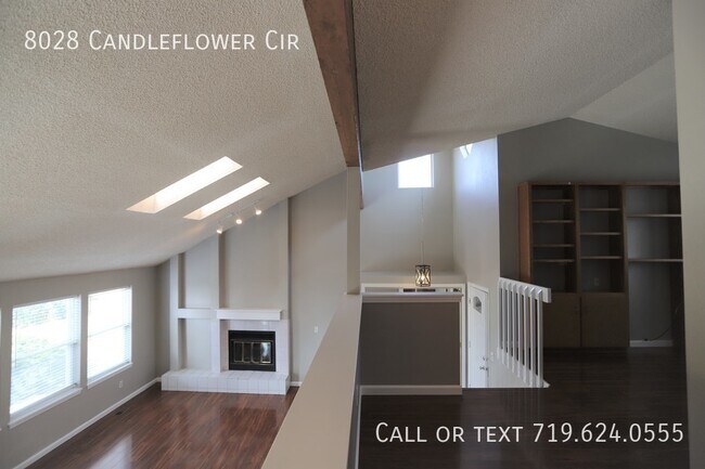 Building Photo - 8028 Candleflower Cir