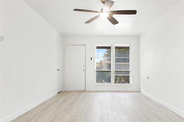 Foto del edificio - 525 Henderson Cir