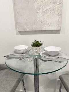 Foto del edificio - 585 Essex St