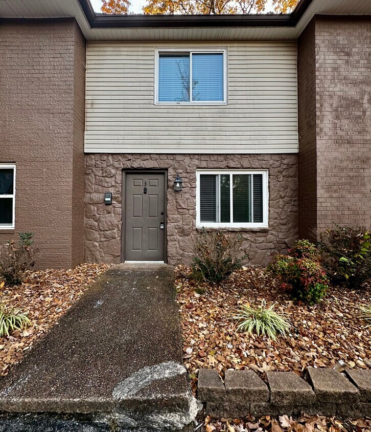 545 E 3rd St Unit APT3, Cookeville, TN 38501 Apartments in Cookeville