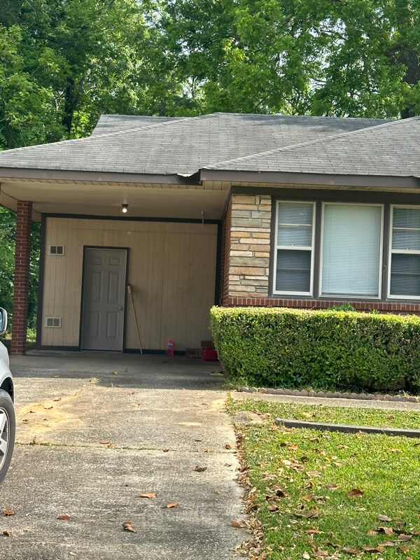 Building Photo - 2830 Ramsey Rd