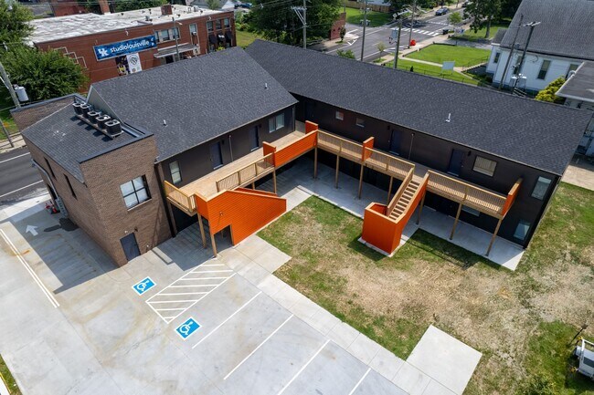 Foto del edificio - 2510 Portland Ave