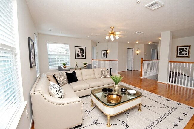 Foto del edificio - 1115 Oxford Mills Ln