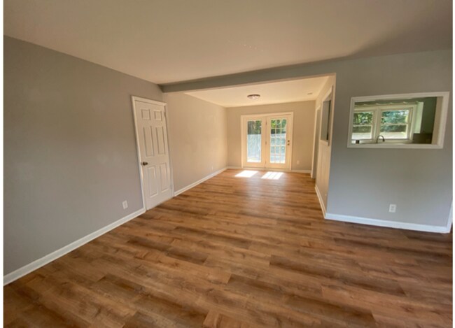 Foto del edificio - 3 BR/2BA | Newly Renovated Single Family Home | 1-Car Covered Parking | Large  backyard!