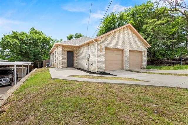 Foto principal - 2020 E Myrtle St