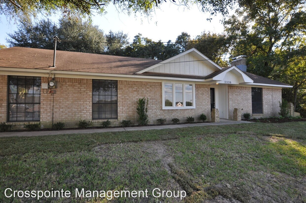 Foto principal - 3 br, 2 bath House - 2338 Balsam Gap