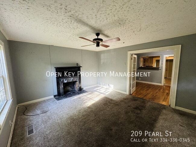 Building Photo - 209 Pearl St