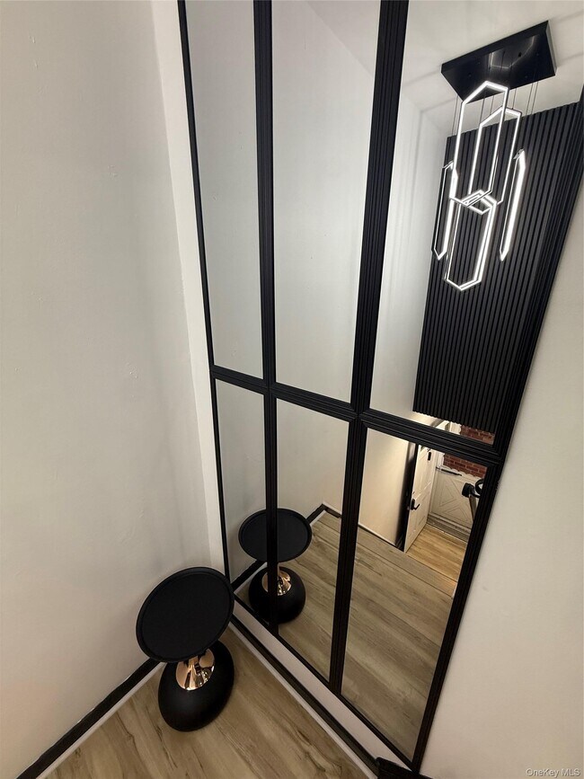 Building Photo - 1690 Grand Ave