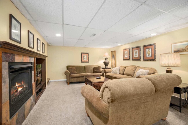 Building Photo - 560 Co Rd 102