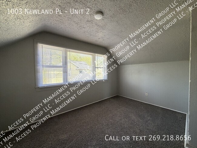 Foto del edificio - 1003 Newland Pl