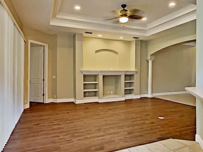 Building Photo - 67 Arbor Oaks Dr