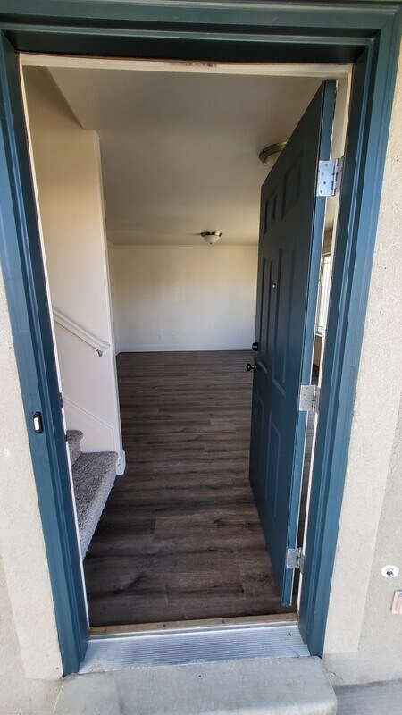 Foto del edificio - 8045 N Plum Creek Dr