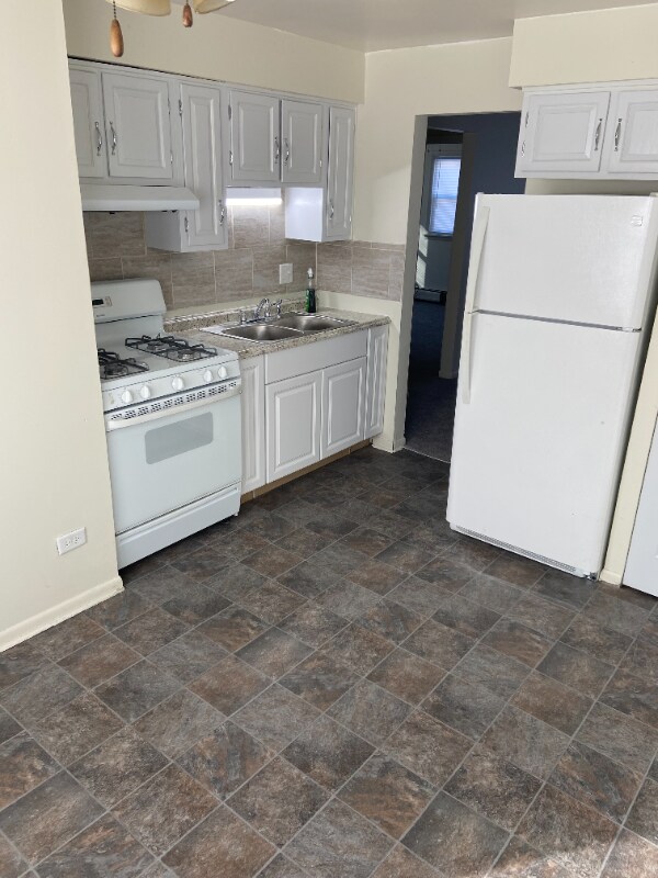 1437 E 155th Pl Unit 1B, Dolton, IL 60419 Room for Rent in Dolton, IL