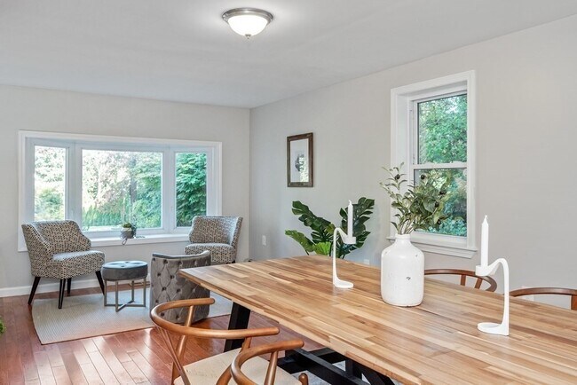 Foto del edificio - 29 Burke Ln