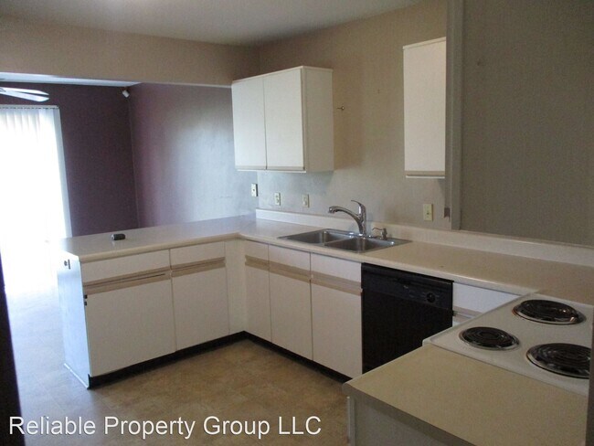 Building Photo - 4 br, 2.5 bath House - 8933 Crosier Lane