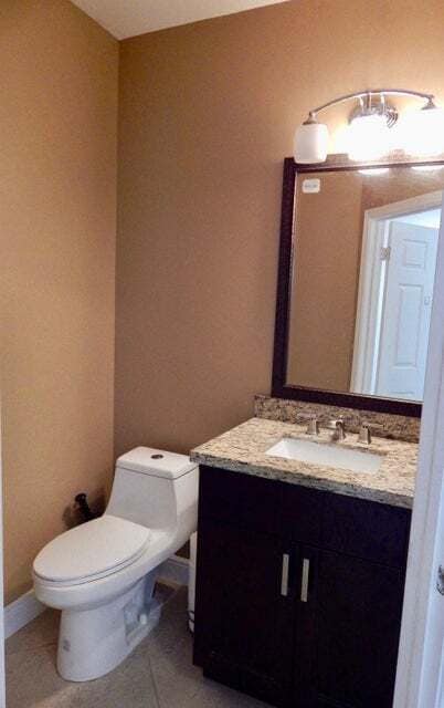 Building Photo - 20970 Via Oleander