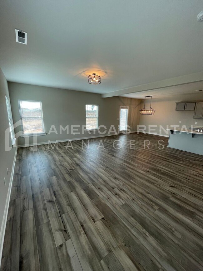 Building Photo - Home for Rent in Cullman, AL!! Available t...