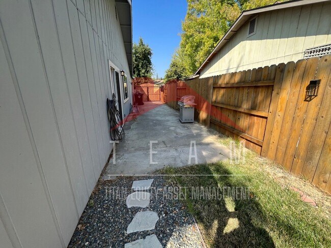 Building Photo - 3 br, 2 bath House - 8332 Cranford Way