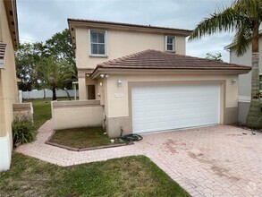 Building Photo - 6992 SW 148 Ln